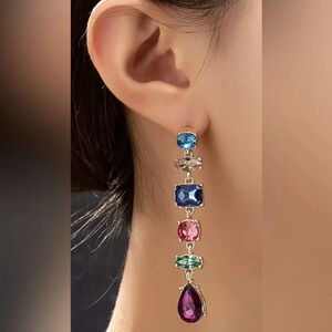 Long multicolored gemstone earrings in gold - new!’